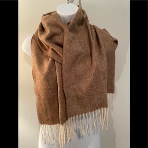 EUC Pool Trend brown herringbone 100% wool scarf